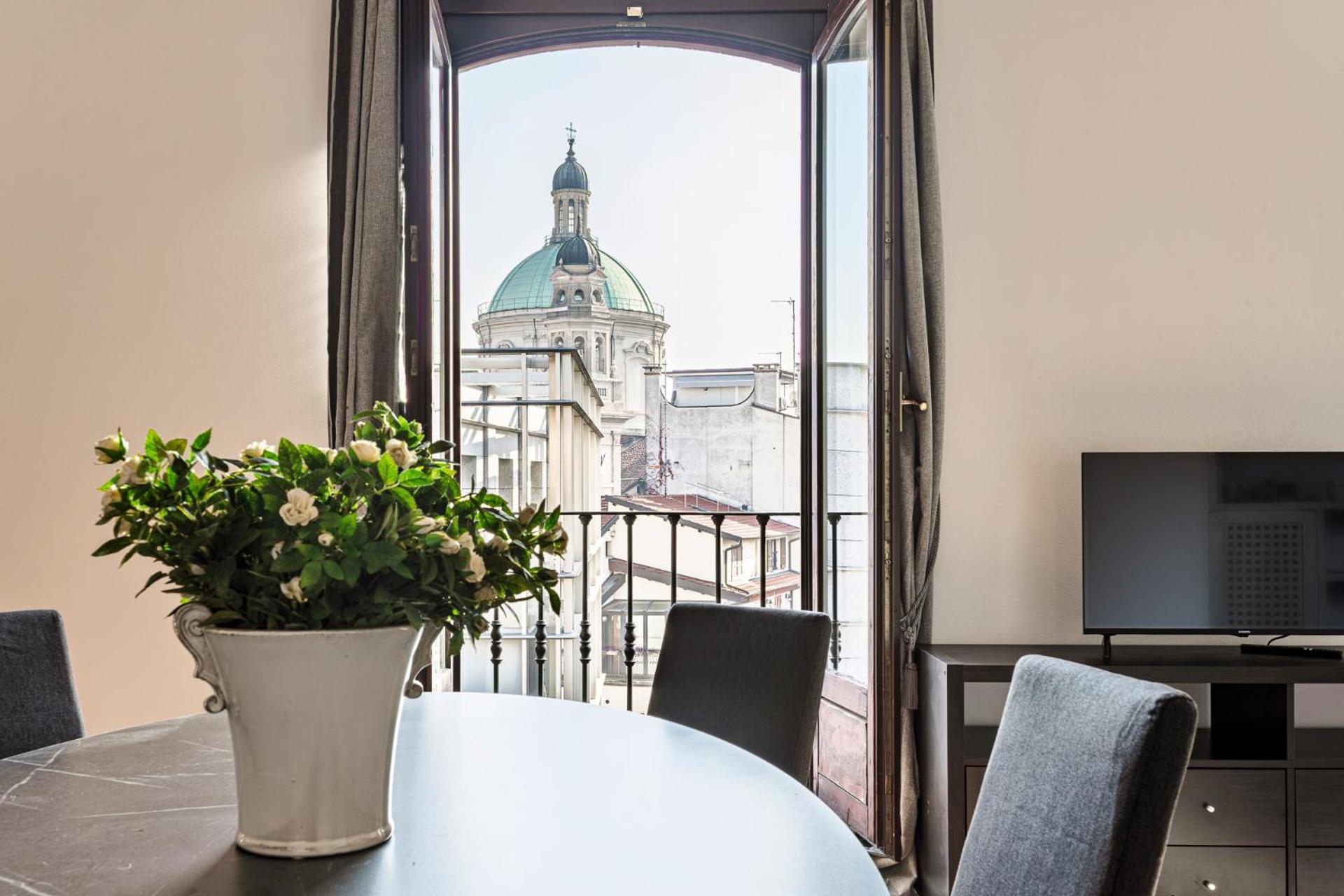 Elegant 2 Bedrooms Apartments Near Duomo Milano Dış mekan fotoğraf