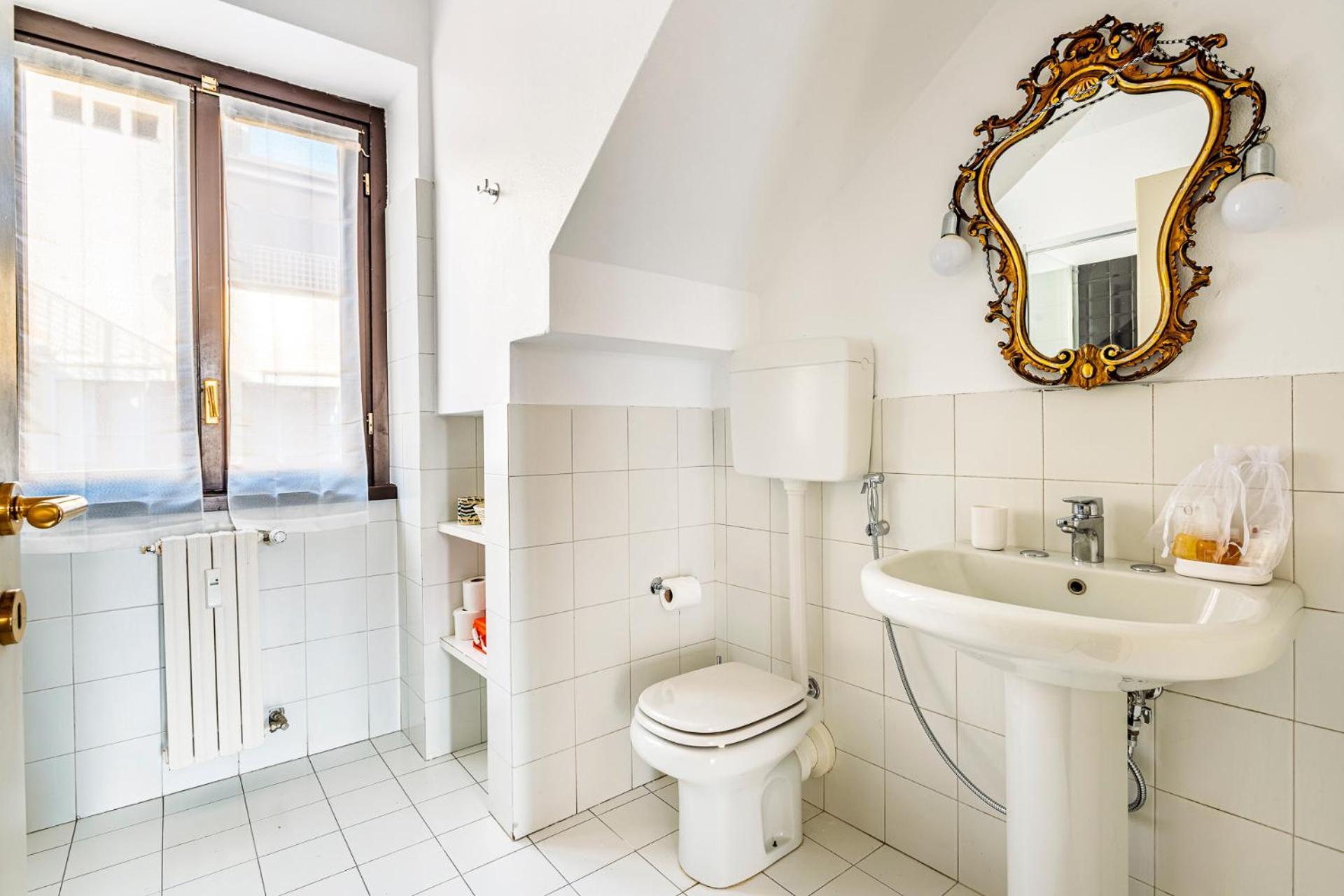 Elegant 2 Bedrooms Apartments Near Duomo Milano Dış mekan fotoğraf