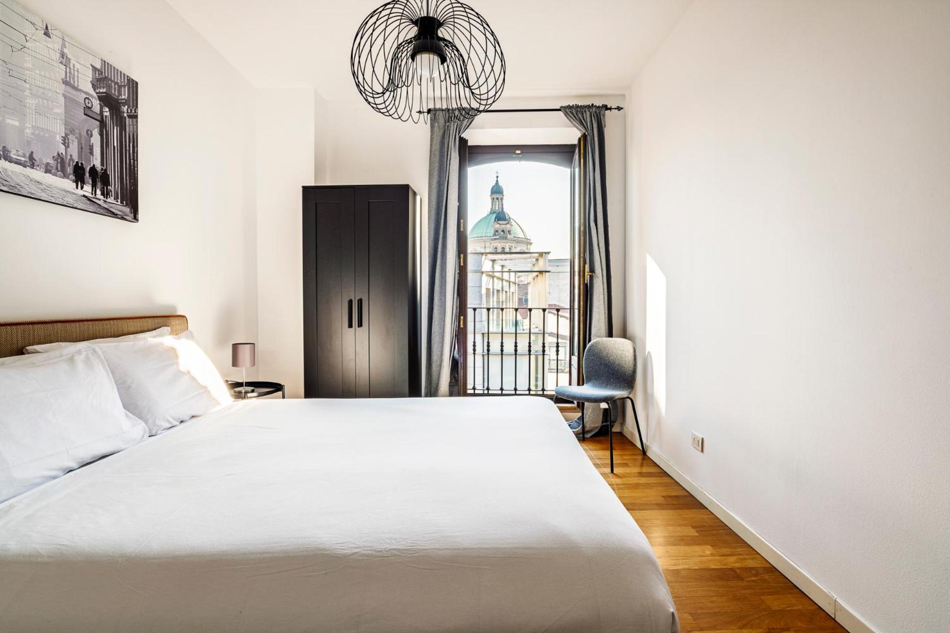 Elegant 2 Bedrooms Apartments Near Duomo Milano Dış mekan fotoğraf