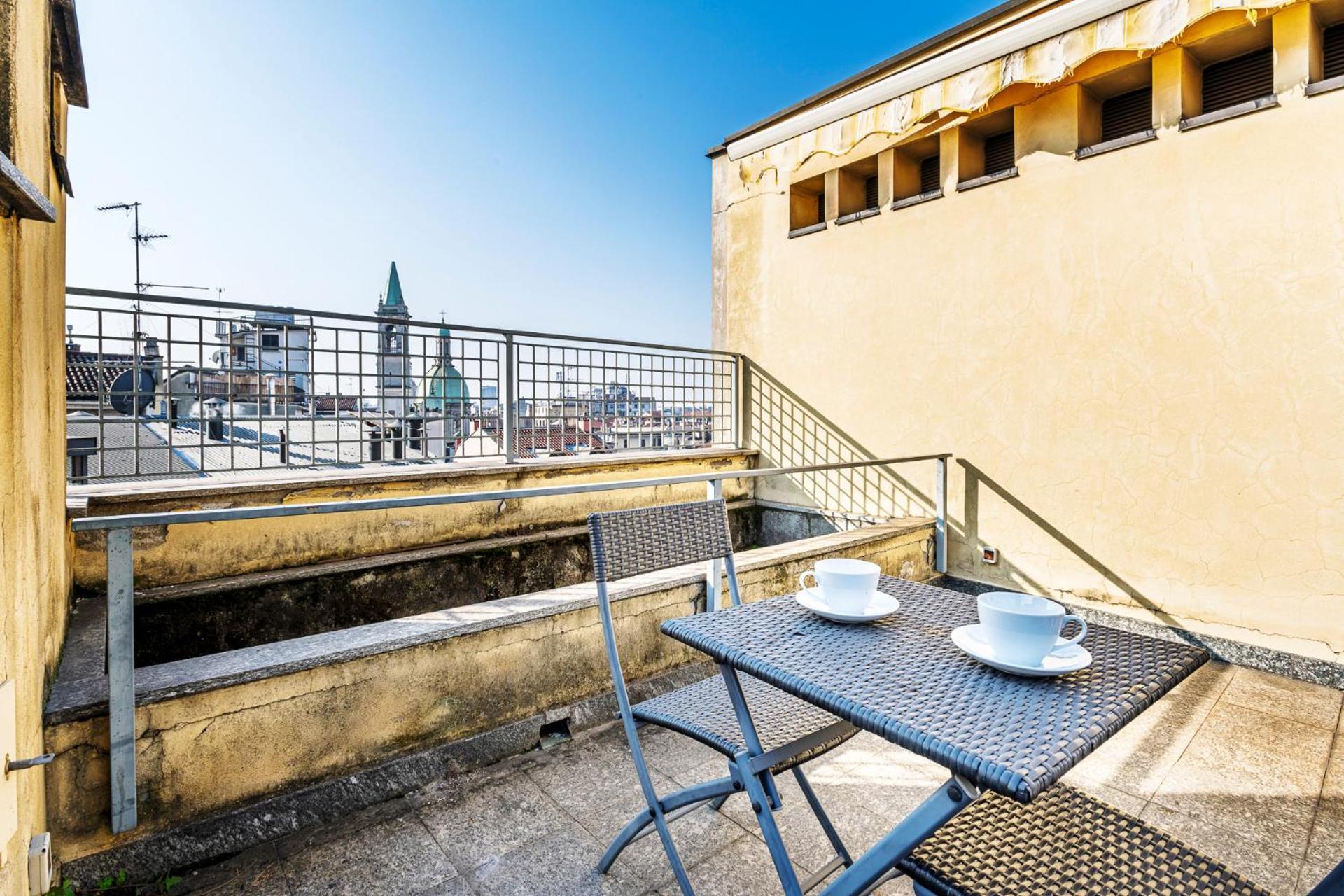 Elegant 2 Bedrooms Apartments Near Duomo Milano Dış mekan fotoğraf